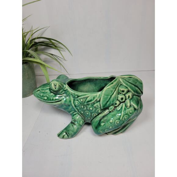 Vintage McCoy Frog Leaf Planter Green MCM Large 50s Repaired - Picture 2 of 7